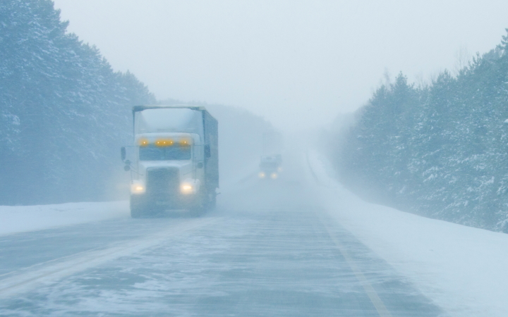 transportation in winter detail